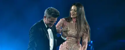Rosalía y Alejandro Sanz en la gala Person of the Year de los Latin Grammy 2017 Rosalía y Alejandro Sanz en la gala Person of the Year de los Latin Grammy 2017