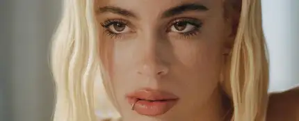 Tini anuncia la fecha de estreno de su nuevo disco, 'Un mechón de pelo' Tini anuncia la fecha de estreno de su nuevo disco, 'Un mechón de pelo'