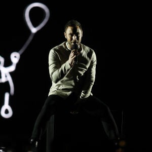 M&aring;ns Zelmerl&ouml;w gan&oacute; Eurovisi&oacute;n en 2015 con la canci&oacute;n 'Heroes'