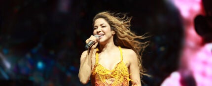  Shakira 
