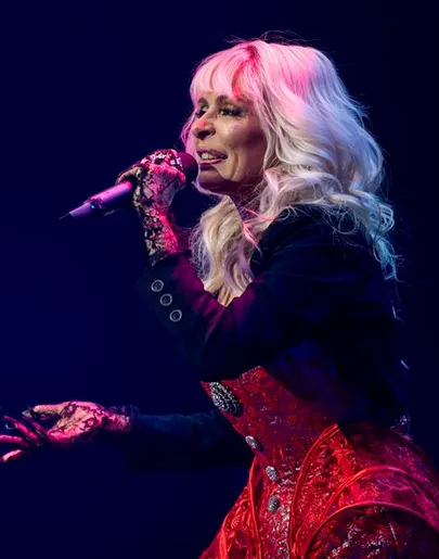 Mery Bas, cantante de Nebulossa, en el concierto despedida de Madrid.