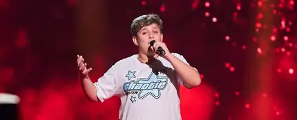 El sentimiento de Rafael con ‘Catalina’ hace llorar a Lola Índigo en La Voz Kids El sentimiento de Rafael con ‘Catalina’ hace llorar a Lola Índigo en La Voz Kids
