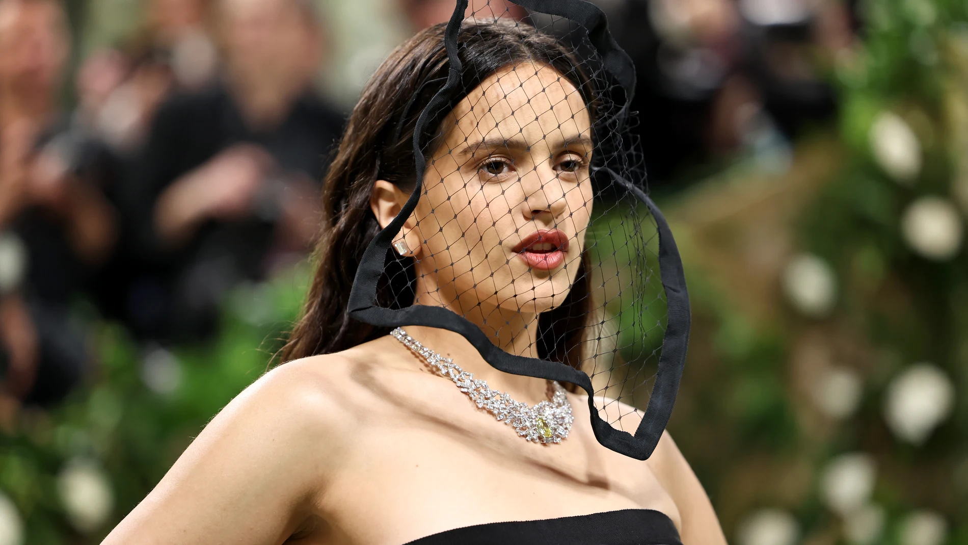 Rosalía en la MET Gala 2024 Rosalía en la MET Gala 2024