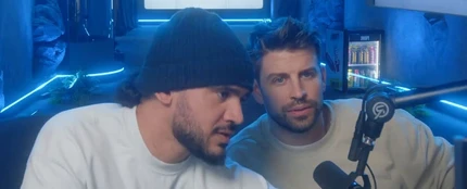 Gerard Piqué con el influencer francés AmineMaTue Gerard Piqué con el influencer francés AmineMaTue