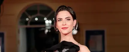 Julianna Ro Julianna Ro