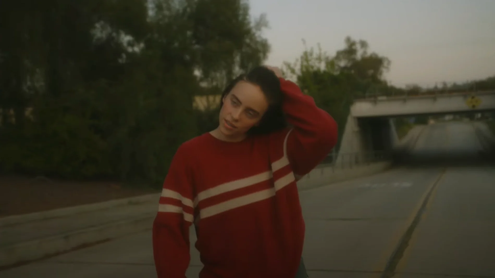 Billie Eilish en el videoclip de 'Chihiro' Billie Eilish en el videoclip de 'Chihiro'