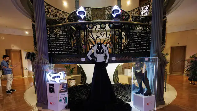 La bata de cola de Rosalía en el Motomami Tour, en una exposición gratuita en Madrid