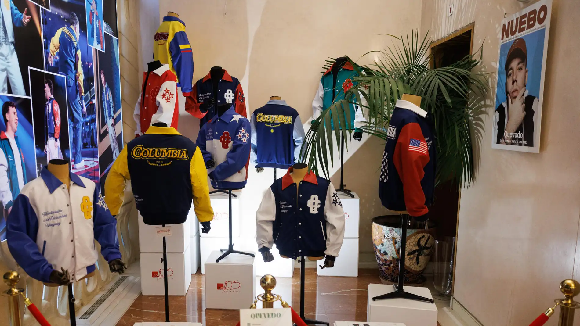 Las chaquetas de Quevedo en su tour internacional, expuestas en la SGAE