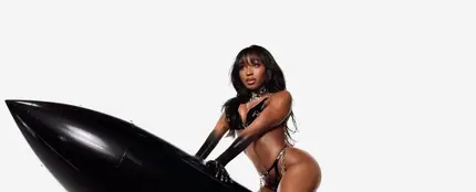Normani en la portada de su primer álbum, 'Dopamine' Normani en la portada de su primer álbum, 'Dopamine'