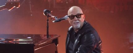 Billy Joel en los Premios Grammy 2024. Imagen de Chelsea Lauren/Shutterstock