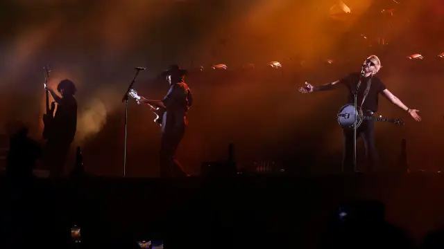 Morat hace vibrar el Metropolitano ante 55.000 personas entregadas al 'Antes de que Amanezca Tour'