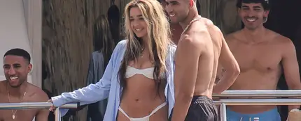 Lola Índigo, pillada con el futbolista Achraf Hakimi Lola Índigo, pillada con el futbolista Achraf Hakimi