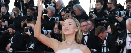 Esther Expósito en una alfombra roja Esther Expósito en una alfombra roja