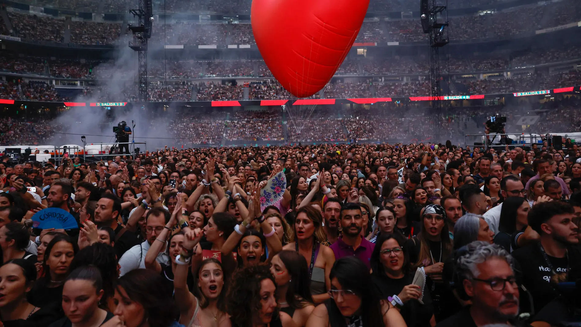 El concierto de Manuel Carrasco en el Santiago Bernabéu El concierto de Manuel Carrasco en el Santiago Bernabéu