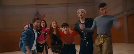 Fotograma del videoclip de 'La gravedad', la canción para España en los Juegos Olímpicos Fotograma del videoclip de 'La gravedad', la canción para España en los Juegos Olímpicos