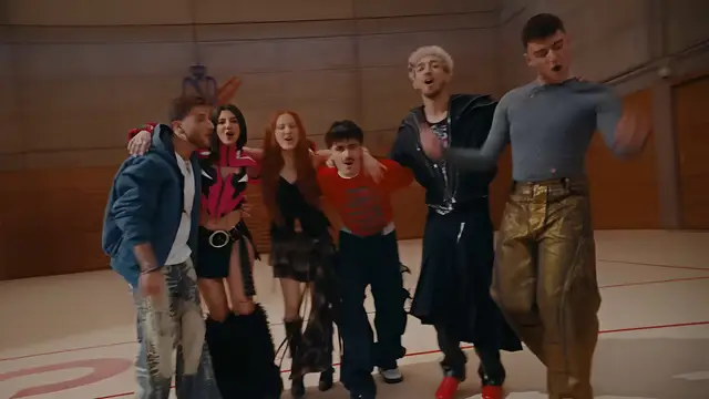 Fotograma del videoclip de 'La gravedad', la canción para España en los Juegos Olímpicos