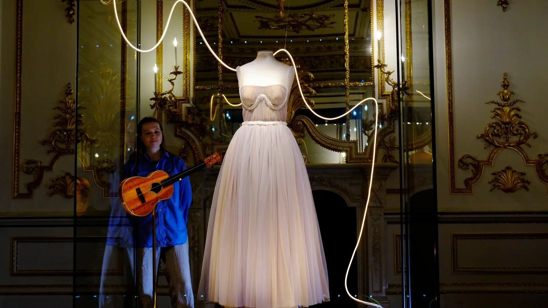 VESTUARIO TAYLOR SWIFT VESTUARIO TAYLOR SWIFT