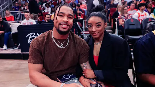 Jonathan Owens y Simone Biles
