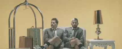 Mau y Ricky mencionan a Dua Lipa en la divertida 'Gran Día', pero otros lo han hecho antes Mau y Ricky mencionan a Dua Lipa en la divertida 'Gran Día', pero otros lo han hecho antes