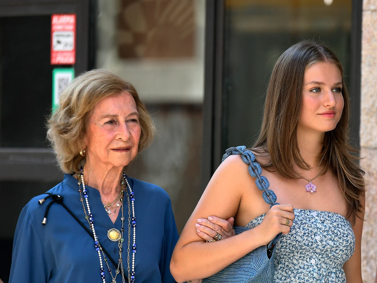 Pilar Eyre desvela el verdadero estado de salud de la reina Sofía, y no es nada esperanzador 112 Merca2.es La dinámica cambiante en la Casa Real