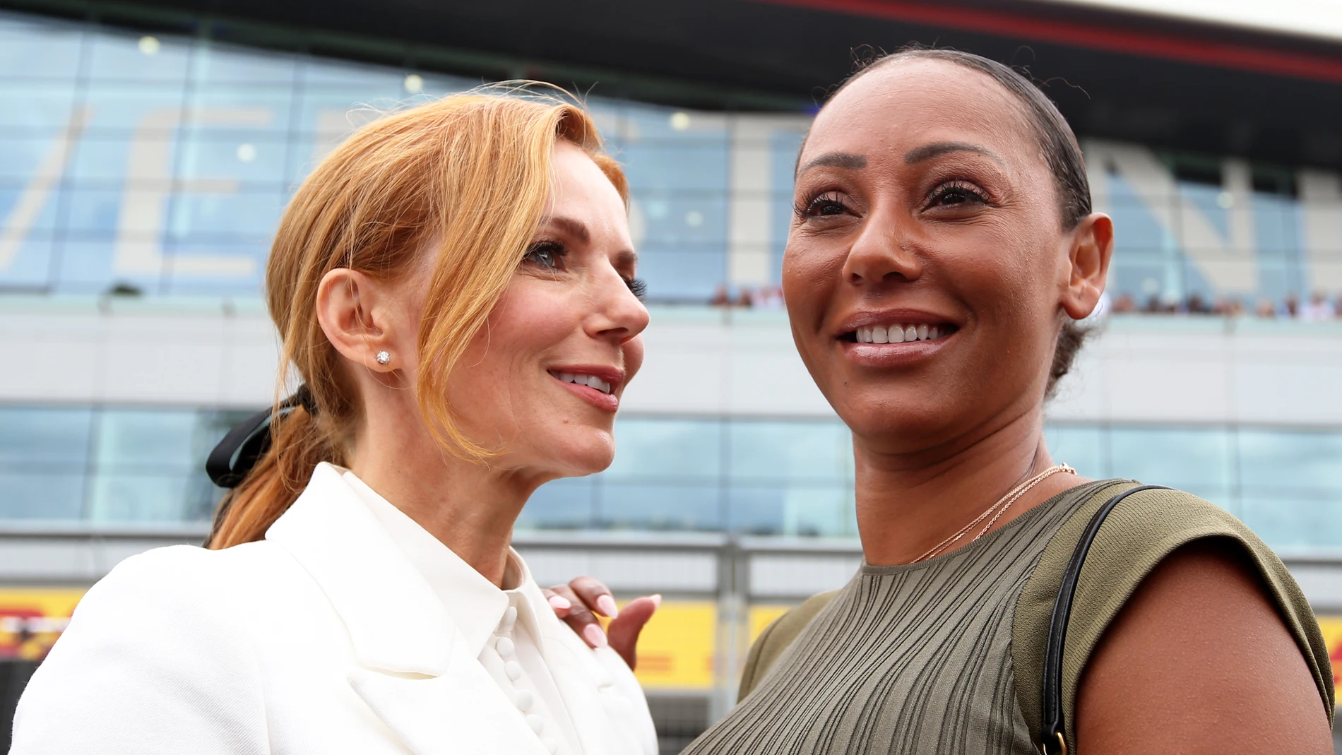 Geri Halliwell y Mel B Geri Halliwell y Mel B