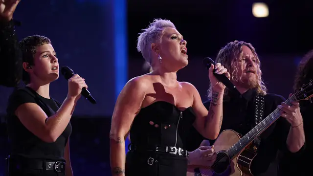 Pink y su hija en la Convención Nacional Demócrata