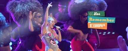 Miley Cyrus en los MTV VMAs 2013