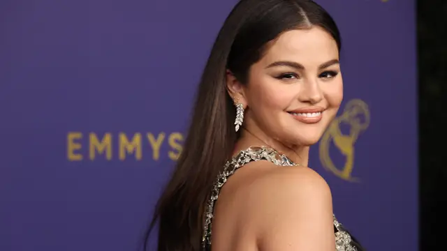 Selena Gomez en los Emmy 2024