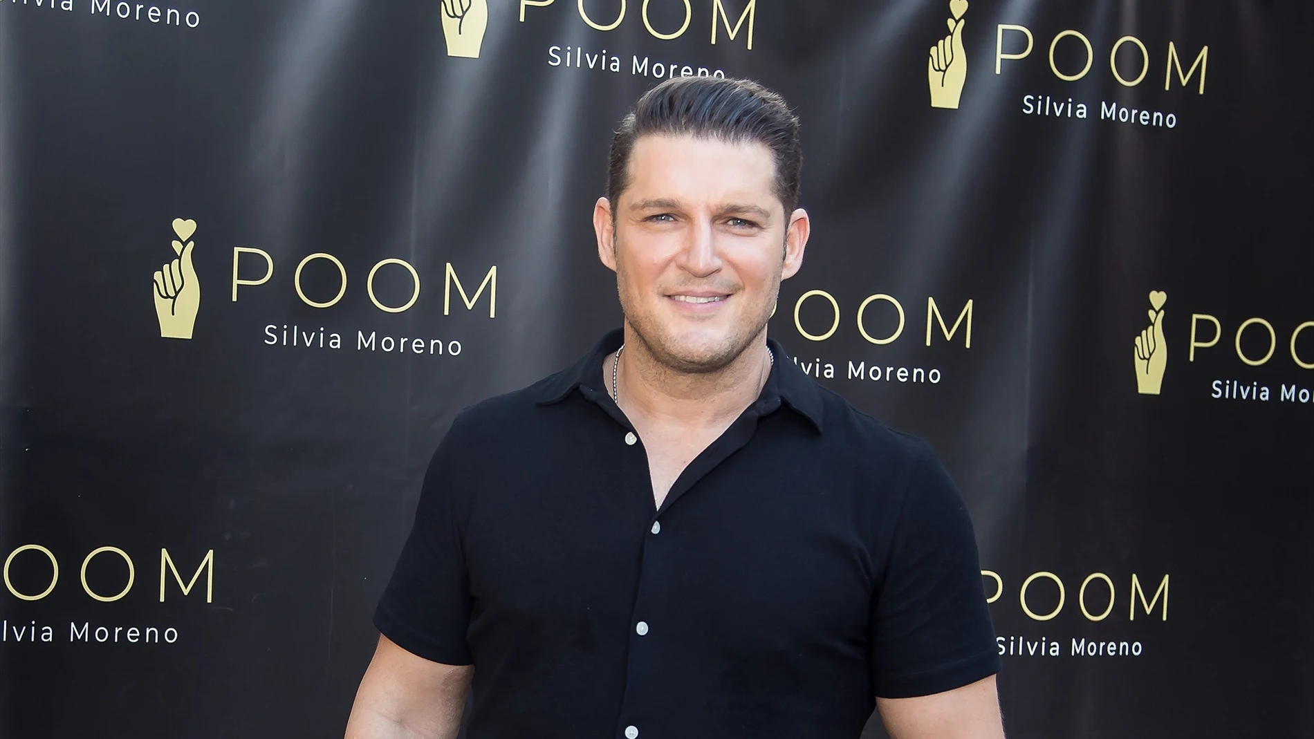 Podemos tacha a Manu Tenorio de "moroso" y el artista se defiende: "Me he dejado la vida" Podemos tacha a Manu Tenorio de "moroso" y el artista se defiende: "Me he dejado la vida"