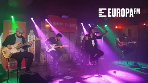 Shinova en Showcase Europa FM Shinova en Showcase Europa FM