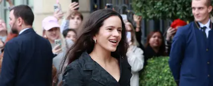 Rosalía en el show de Dior en París Rosalía en el show de Dior en París