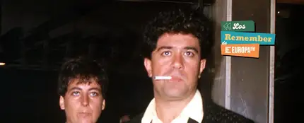 Almodóvar y Fabio McNamara: de tener un dúo punk a romper su amistad por las drogas Almodóvar y Fabio McNamara: de tener un dúo punk a romper su amistad por las drogas