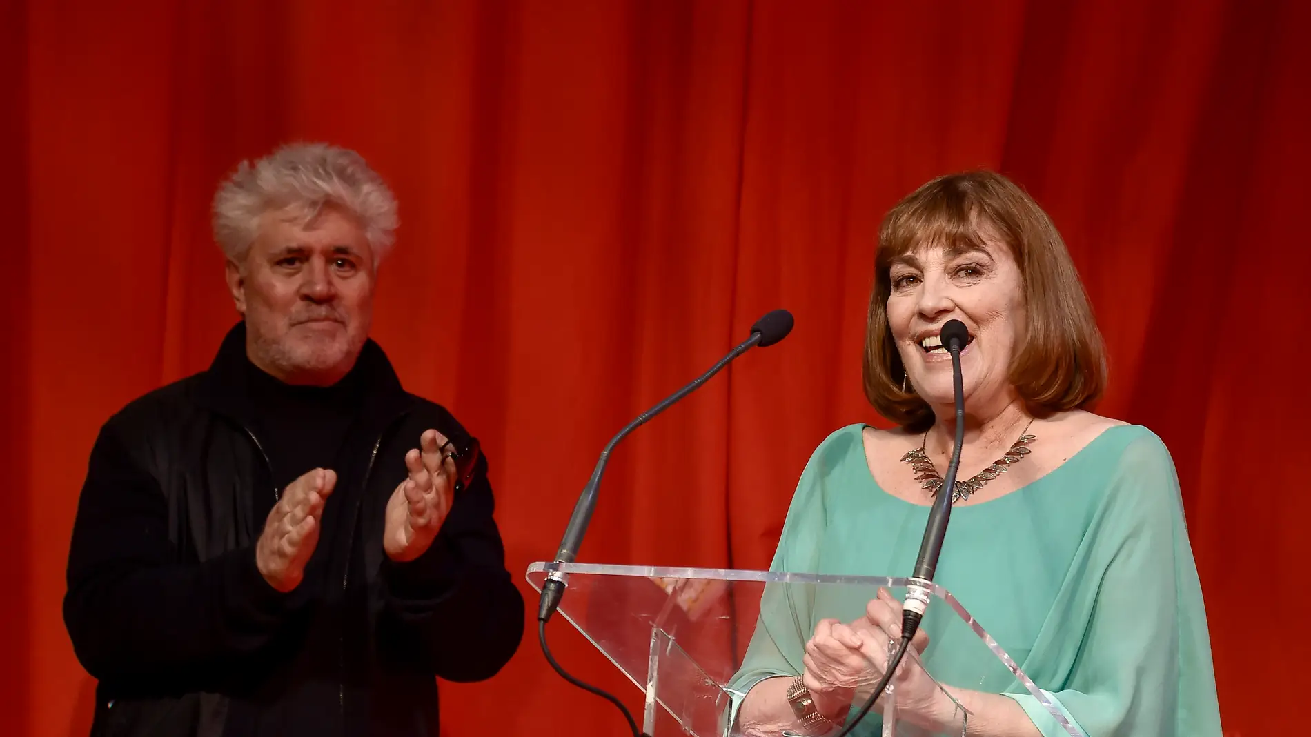 Pedro Almodóvar y Carmen Maura Pedro Almodóvar y Carmen Maura