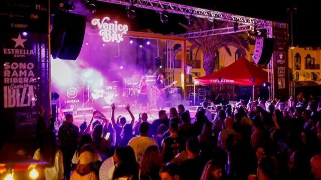 El público de Sonorama Ribera Ibiza disfrutando de Chambao