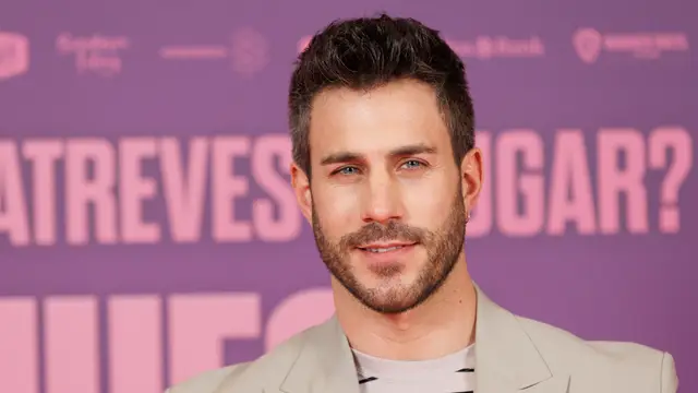 Así es el actor Dani Tatay: su edad, su pareja y su pasado como azafato