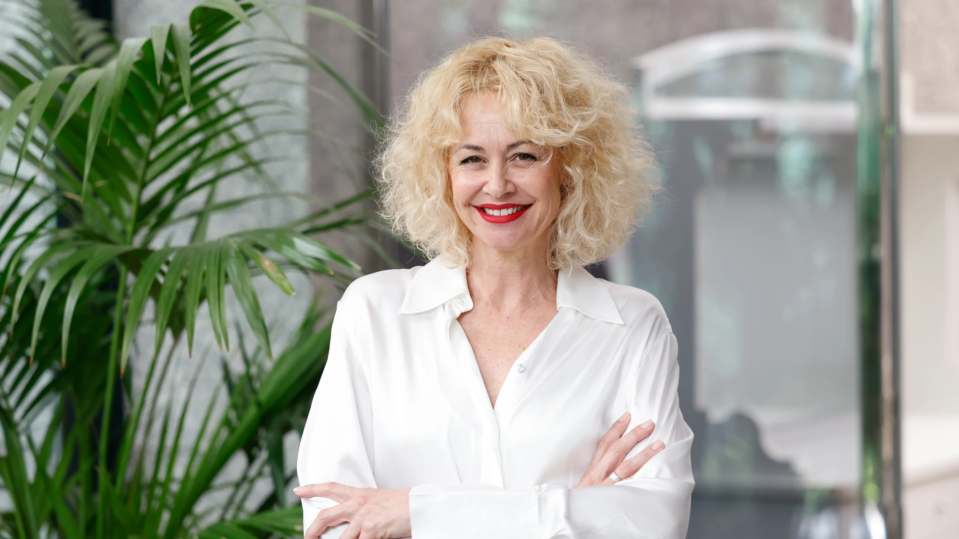 Esther Arroyo Esther Arroyo