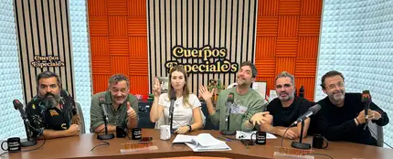 Love of Lesbian en Cuerpos especiales Love of Lesbian en Cuerpos especiales