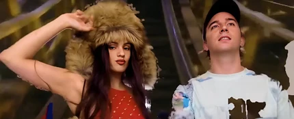 Rosalía y Ralphie Choo en el videoclip de 'Omega' Rosalía y Ralphie Choo en el videoclip de 'Omega'