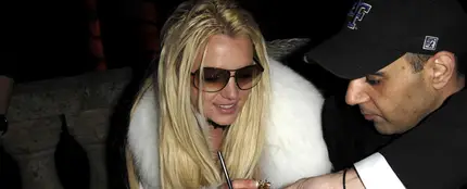 Britney Spears celebrando su cumpleaños en 2007 Britney Spears celebrando su cumpleaños en 2007