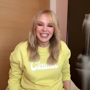 Kylie Minogue en su entrevista con Europa Fm