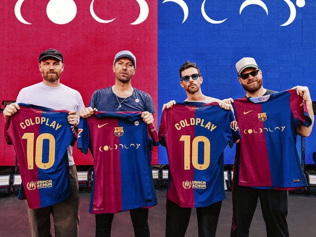 Todos los artistas que tienen una camiseta del FC Barcelona de Coldplay a Rosalia Europa FM