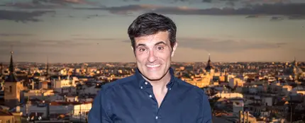 Luis Larrodera: presentador del Un, dos, tres, padre de dos hijas y cineasta Luis Larrodera: presentador del Un, dos, tres, padre de dos hijas y cineasta