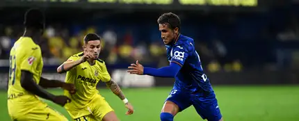 Partido de fútbol entre el Getafe y el Villareal Partido de fútbol entre el Getafe y el Villareal