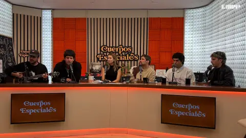 Silvestre y la Naranja en Cuerpos especiales Silvestre y la Naranja en Cuerpos especiales