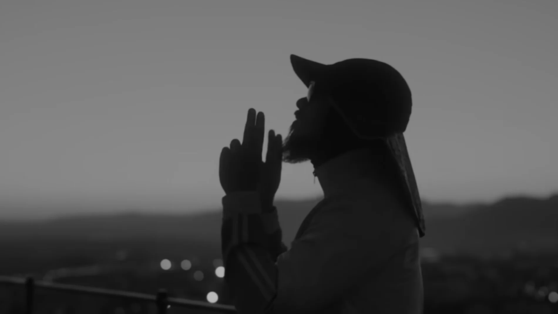 Dellafuente en el videoclip de 'Malicia' Dellafuente en el videoclip de 'Malicia'