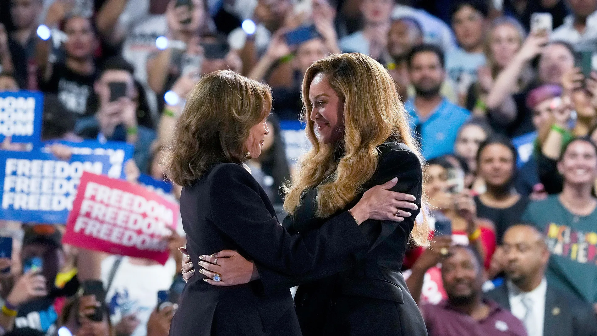 Beyoncé y Kamala Harris Beyoncé y Kamala Harris