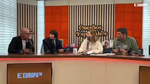 Luis Tosar y Luisa Mayol desvelan cómo les llaman sus hijos: lo hacen de "manera profesional" Luis Tosar y Luisa Mayol desvelan cómo les llaman sus hijos: lo hacen de "manera profesional"