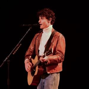 Shawn Mendes pone la guinda en los MTV EMA's con su actuación al ritmo de 'Heart Of Gold'