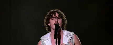 Benson Boone canta 'Slow It Down' y 'Beautiful Things' en una impecable su actuación en los MTV EMas 2024 Benson Boone canta 'Slow It Down' y 'Beautiful Things' en una impecable su actuación en los MTV EMas 2024