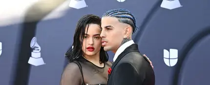 Las emociones de Rauw Alejandro en su disco 'Cosa Nuestra': las indirectas hacia Rosalía Las emociones de Rauw Alejandro en su disco 'Cosa Nuestra': las indirectas hacia Rosalía